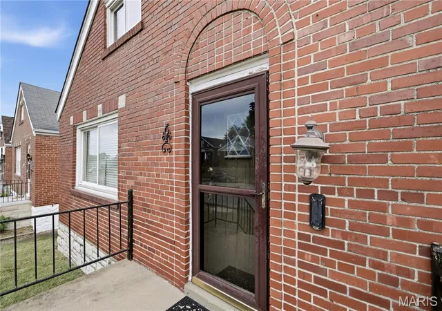 Photo 3 of Single family home for sale at 4151 Loughborough Ave, Saint Louis, MO 63116 | MLS# MIS26067726 | Listing updated on 2026-10-28
