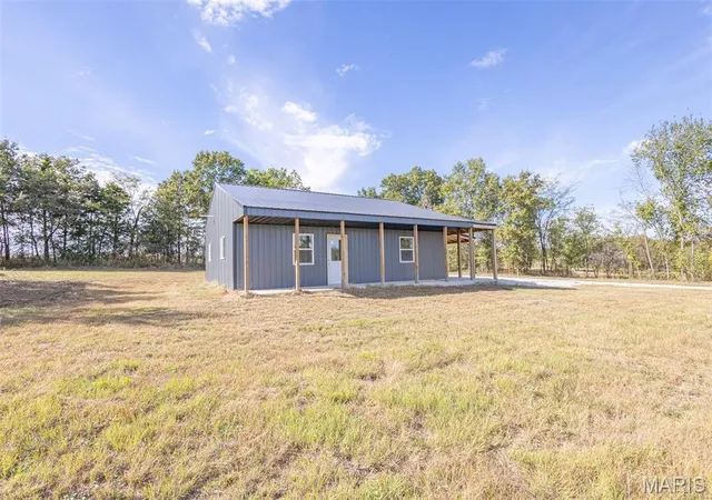 Photo 1 of Single family home for sale at 45080 Halyon Trl, Perry, MO 63462 | MLS# MIS26067732 | Listing updated on 2026-10-21