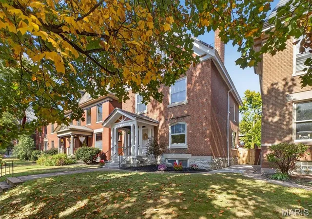 Photo 2 of Single family home for sale at 6179 Kingsbury Ave, Saint Louis, MO 63112 | MLS# MIS26067734 | Listing updated on 2026-10-28