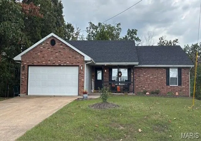 Photo 1 of Sale Pending at 151 Bosa Dr, Saint Robert, MO 65584 | MLS# MIS26067738 | Listing updated on 2026-10-23