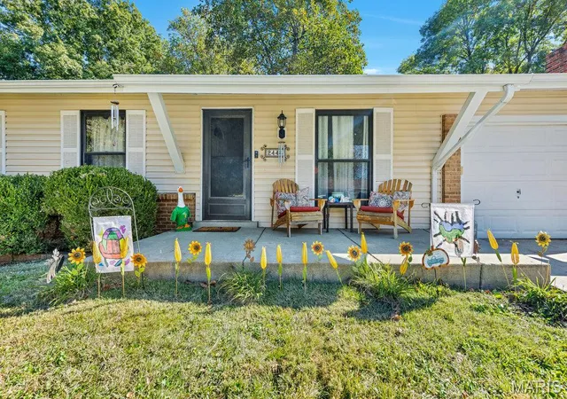Photo 1 of Single family home for sale at 2448 Village Glen Ct, Maryland Heights, MO 63043 | MLS# MIS26067759 | Listing updated on 2026-10-23