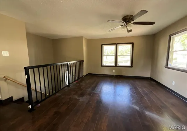 Photo 4 of Single family home for sale at 214 W Thornburgh St, West Plains, MO 65775 | MLS# MIS26067760 | Listing updated on 2026-10-22
