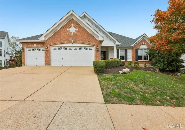 Photo 2 of Single family home for sale at 2315 Dartmouth Bnd Dr, Wildwood, MO 63011 | MLS# MIS26067763 | Listing updated on 2026-10-29