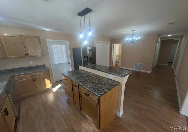 Photo 3 of Single family home for sale at 304 W Main St, East Alton, IL 62024 | MLS# MIS26067769 | Listing updated on 2026-10-22