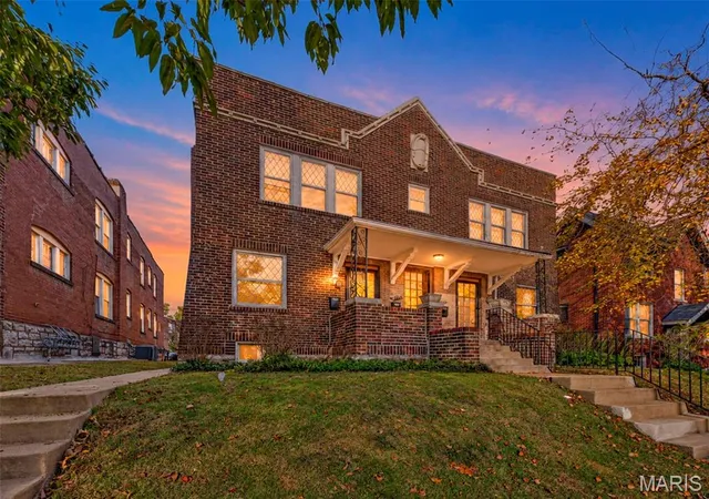 Photo 4 of Multi family home for sale at 4453 Russell Blvd, Saint Louis, MO 63110 | MLS# MIS26067794 | Listing updated on 2026-10-28