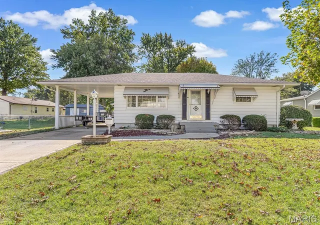 Photo 1 of Single family home for sale at 1540 Rodger Ave, Granite City, IL 62040 | MLS# MIS26067814 | Listing updated on 2026-10-22