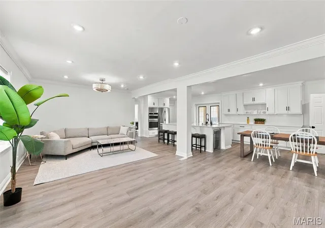 Photo 3 of Single family home for sale at 4853 Oldenburg Ave, Saint Louis, MO 63123 | MLS# MIS26067828 | Listing updated on 2026-10-22