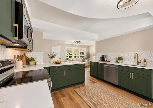 Photo 1 of Single family home for sale at 11 Montclair Ct, Florissant, MO 63033 | MLS# MIS26067859 | Listing updated on 2026-10-23