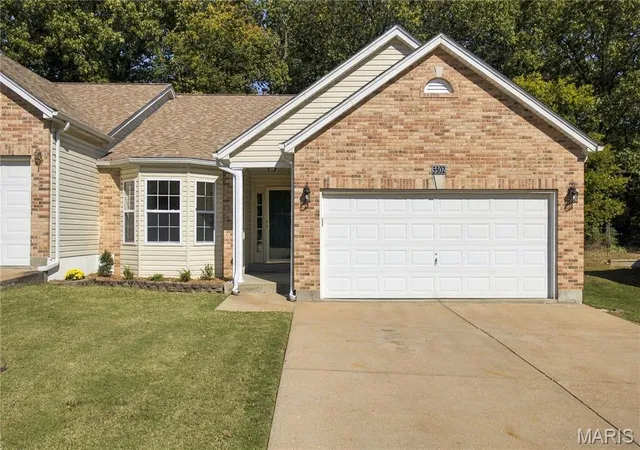 Single family home for sale at 5502 Johnson Xing Dr, Saint Louis, MO 63129 | MLS# MIS26067883