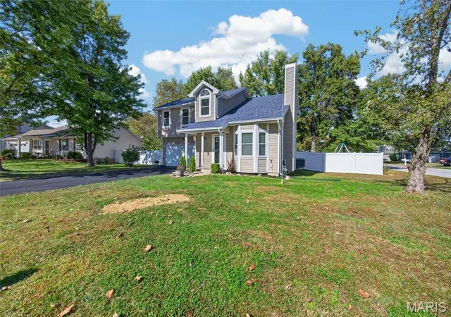 Photo 3 of Sale Pending at 600 Turtle Crk Ct, Saint Peters, MO 63376 | MLS# MIS26067892 | Listing updated on 2026-10-26