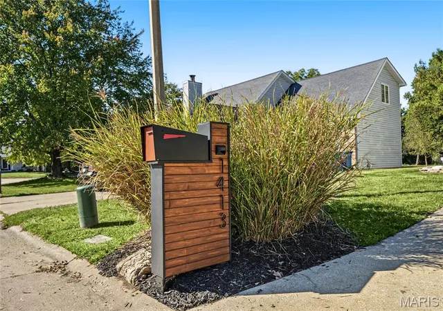 Photo 4 of Single family home for sale at 1413 Lantz Ct, Edwardsville, IL 62025 | MLS# MIS26067894 | Listing updated on 2026-10-26