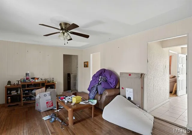 Photo 3 of Single family home for sale at 3102 Wintergreen Dr, Florissant, MO 63033 | MLS# MIS26067909 | Listing updated on 2026-10-26