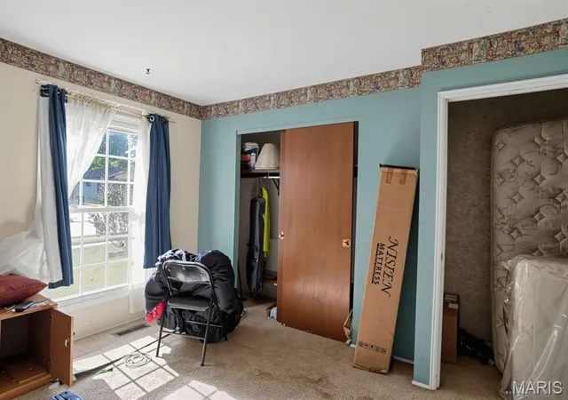 Photo 4 of Single family home for sale at 3102 Wintergreen Dr, Florissant, MO 63033 | MLS# MIS26067909 | Listing updated on 2026-10-26