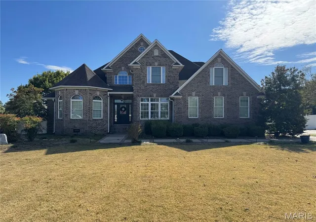Photo 1 of Single family home for sale at 431 Pine St, Caruthersville, MO 63830 | MLS# MIS26067926 | Listing updated on 2026-10-28