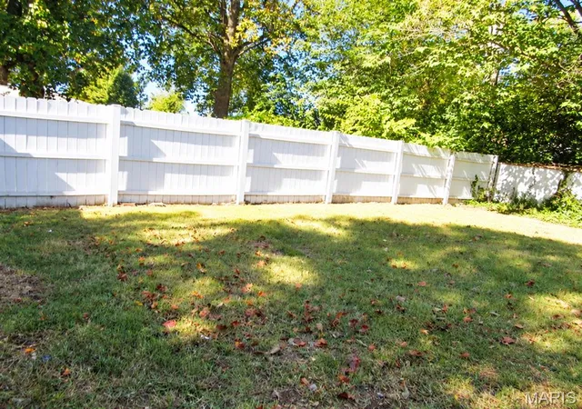 Photo 1 of Single family home for sale at 651 N 39th Street, Belleville, IL 62226 | MLS# MIS26067932 | Listing updated on 2026-10-26