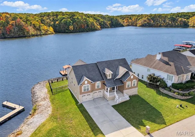 Photo 1 of Single family home for sale at 10202 Village Dr, Foristell, MO 63348 | MLS# MIS26067952 | Listing updated on 2026-10-28
