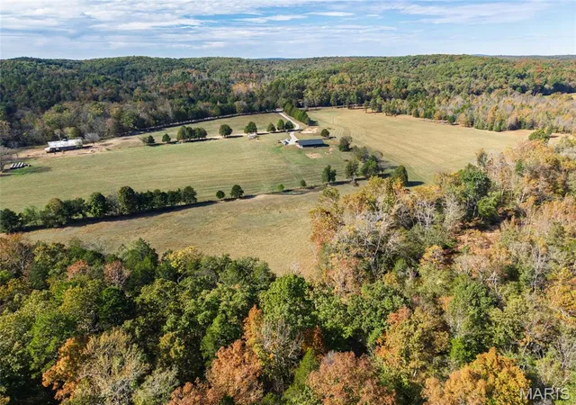 Photo 4 of Single family home for sale at 5305 Hwy M, Marquand, MO 63655 | MLS# MIS26067987 | Listing updated on 2026-10-28