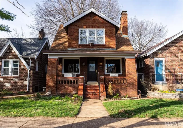 Photo 1 of Single family home for sale at 5651 Nottingham Ave, Saint Louis, MO 63109 | MLS# MIS26067998 | Listing updated on 2026-10-30