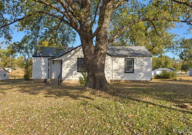 Photo 1 of Single family home for sale at 905 High St, Fredericktown, MO 63645 | MLS# MIS26068009 | Listing updated on 2026-10-23