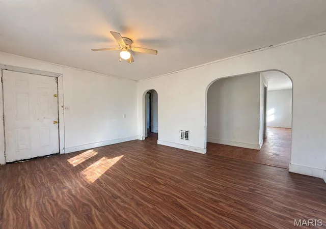 Photo 4 of Single family home for sale at 905 High St, Fredericktown, MO 63645 | MLS# MIS26068009 | Listing updated on 2026-10-23