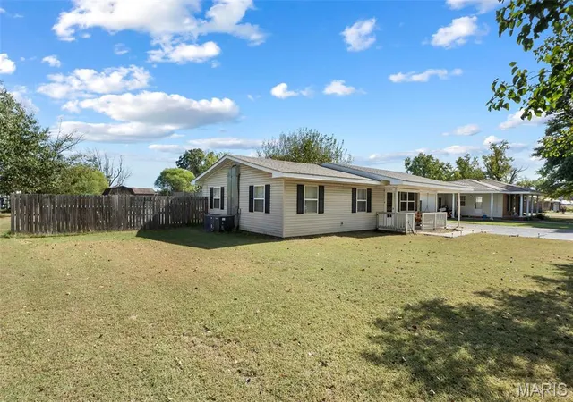 Photo 1 of Single family home for sale at 39774 Bernard Rd, Malden, MO 63863 | MLS# MIS26068014 | Listing updated on 2026-10-22