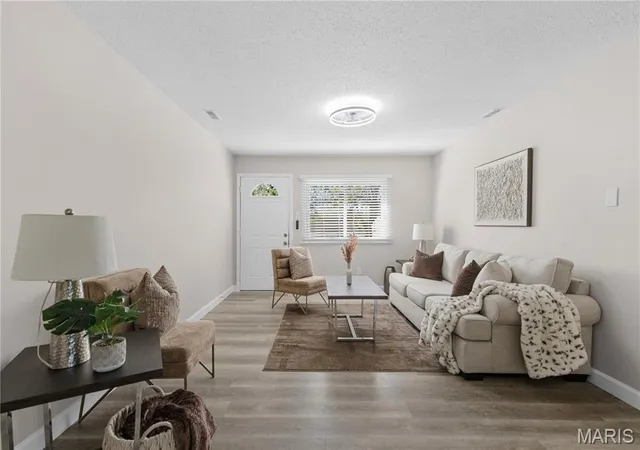 Photo 3 of Single family home for sale at 9237 Harold Dr, Saint Louis, MO 63134 | MLS# MIS26068015 | Listing updated on 2026-10-26