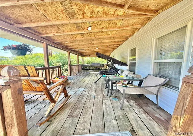 Photo 3 of Single family home for sale at 723 Ada St, Bismarck, MO 63624 | MLS# MIS26068018 | Listing updated on 2026-10-26