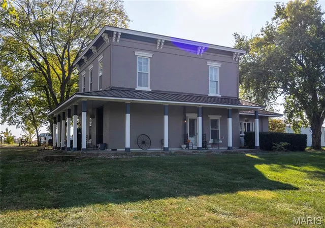 Photo 3 of Single family home for sale at 18714 Monroe Rd 869, Paris, MO 65275 | MLS# MIS26068031 | Listing updated on 2026-10-27
