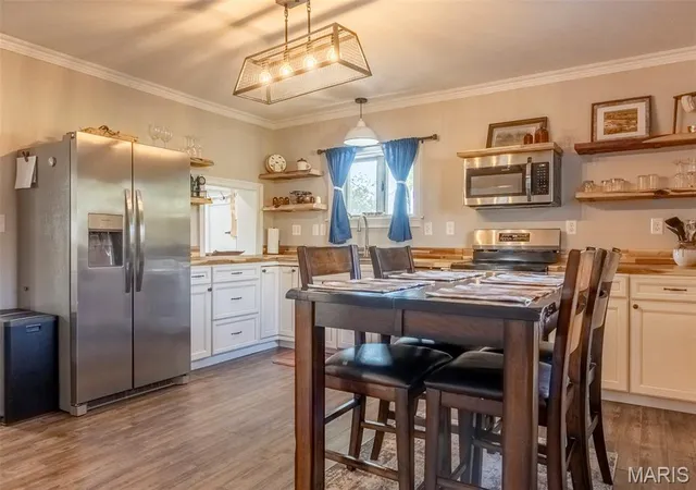Photo 3 of Single family home for sale at 18714 Monroe Rd 869, Paris, MO 65275 | MLS# MIS26068031 | Listing updated on 2026-10-27