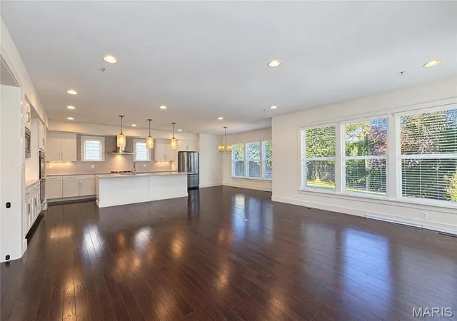 Photo 3 of Single family home for sale at 7503 Washington Ave, Saint Louis, MO 63130 | MLS# MIS26068032 | Listing updated on 2026-10-29