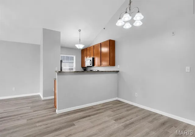 Photo 4 of Condo for sale at 2470 Lampong Dr #300A, Saint Louis, MO 63125 | MLS# MIS26068060 | Listing updated on 2026-10-23