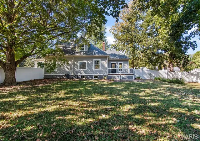 Photo 3 of Single family home for sale at 603 E Hauser St, Litchfield, IL 62056 | MLS# MIS26068075 | Listing updated on 2026-10-28