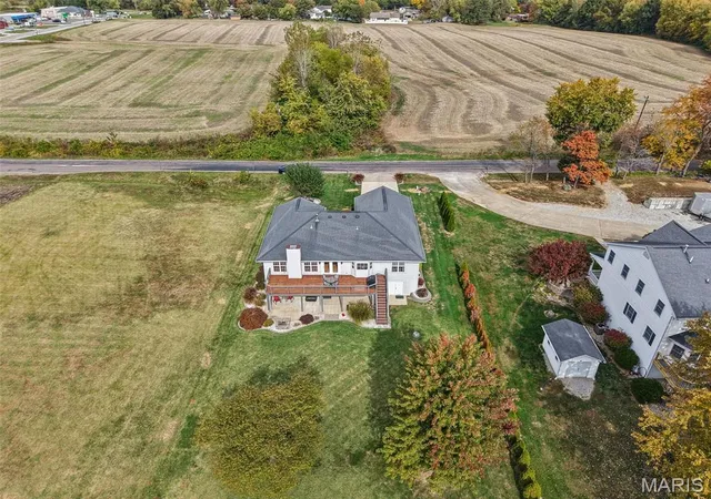 Photo 72 of Single family home for sale at 106 Elm Dr, Edwardsville, IL 62025 | MLS# MIS26068086 | Listing updated on 2026-10-29