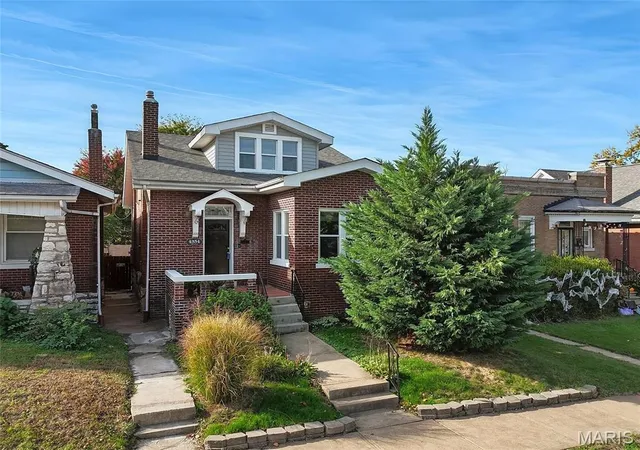 Photo 2 of Single family home for sale at 4354 Taft Ave, Saint Louis, MO 63116 | MLS# MIS26068101 | Listing updated on 2026-10-29