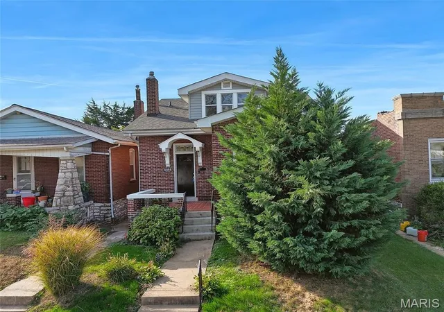 Photo 3 of Single family home for sale at 4354 Taft Ave, Saint Louis, MO 63116 | MLS# MIS26068101 | Listing updated on 2026-10-29