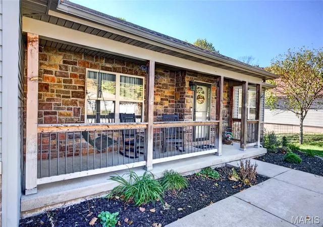 Photo 1 of Single family home for sale at 132 Sycamore Dr, Saint Robert, MO 65584 | MLS# MIS26068104 | Listing updated on 2026-10-29