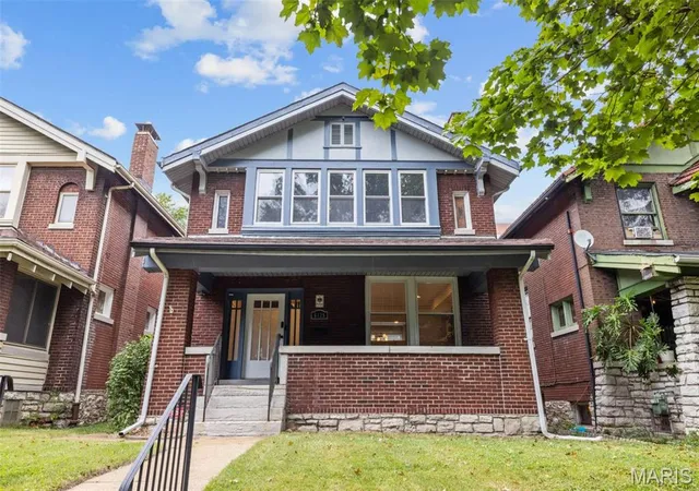 Photo 1 of Single family home for sale at 6125 Washington Blvd, Saint Louis, MO 63112 | MLS# MIS26068132 | Listing updated on 2026-10-23