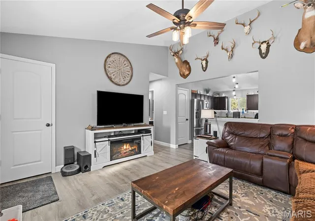 Photo 2 of Single family home for sale at 1602 Spring Ml Dr, Wentzville, MO 63385 | MLS# MIS26068134 | Listing updated on 2026-10-30