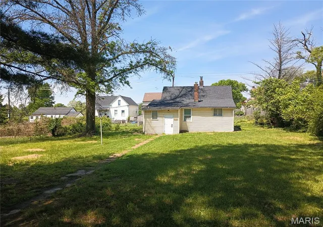 Photo 1 of Single family home for sale at 8539 Robin Ave, Saint Louis, MO 63147 | MLS# MIS26068138 | Listing updated on 2026-10-23