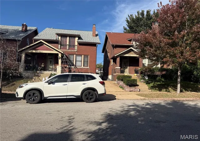 Photo 1 of Single family home for sale at 3957 Russell Blvd, Saint Louis, MO 63110 | MLS# MIS26068140 | Listing updated on 2026-10-27