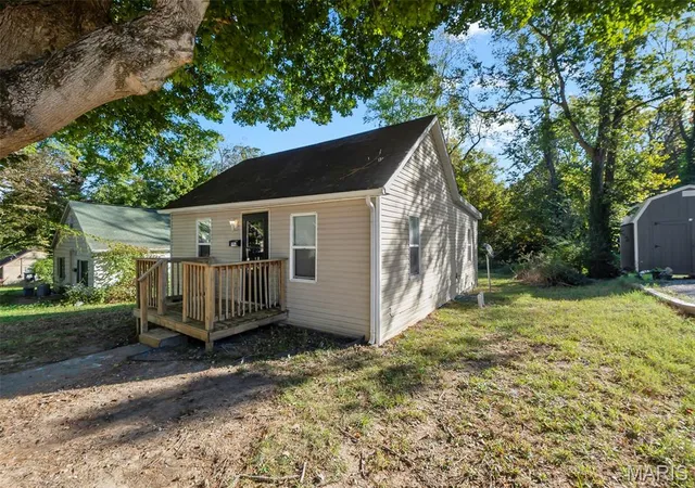 Photo 3 of Sale Pending at 708 N Hope St, Jackson, MO 63755 | MLS# MIS26068146 | Listing updated on 2026-10-27