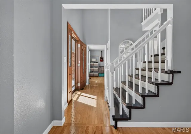 Photo 4 of Single family home for sale at 949 Columbia Ave, Fairview Heights, IL 62208 | MLS# MIS26068147 | Listing updated on 2026-10-27