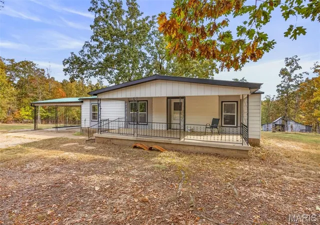 Photo 3 of Single family home for sale at 1131 Wayne Route V, Piedmont, MO 63957 | MLS# MIS26068148 | Listing updated on 2026-10-29