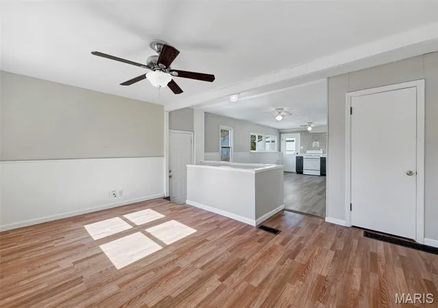 Photo 3 of Sale Pending at 9123 Arline Ave, Saint Louis, MO 63114 | MLS# MIS26068174 | Listing updated on 2026-10-28