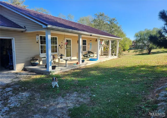 Photo 1 of Single family home for sale at 15710 Hwy Uu, Louisiana, MO 63353 | MLS# MIS26068196 | Listing updated on 2026-10-26