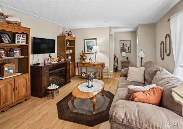 Photo 3 of Single family home for sale at 120 Virginia St, Brighton, IL 62012 | MLS# MIS26068204 | Listing updated on 2026-10-28
