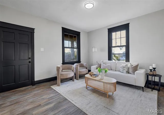 Photo 3 of Single family home for sale at 151 W Holden Ave, Saint Louis, MO 63125 | MLS# MIS26068209 | Listing updated on 2026-10-28