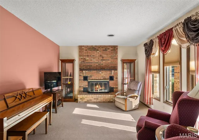 Photo 3 of Single family home for sale at 1115 E 1st Street, Washington, MO 63090 | MLS# MIS26068211 | Listing updated on 2026-10-29