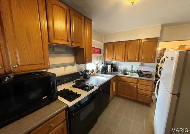 Photo 4 of Single family home for sale at 8960 Whitstone Ct, Saint Louis, MO 63136 | MLS# MIS26068221 | Listing updated on 2026-10-26