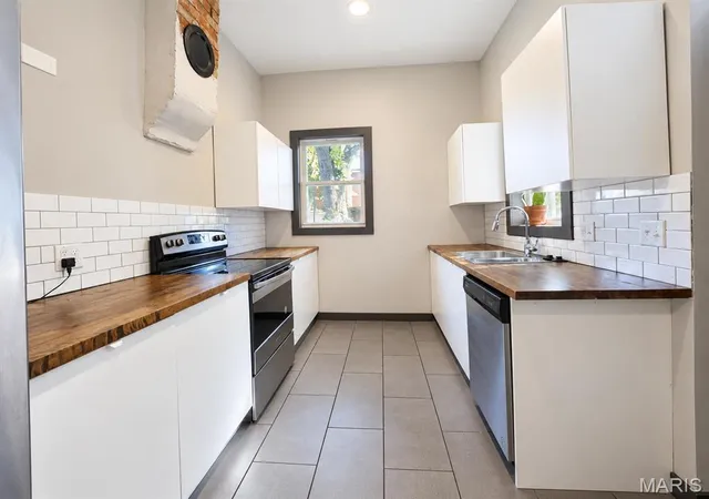 Photo 2 of Single family home for sale at 3706 Ohio Ave, Saint Louis, MO 63118 | MLS# MIS26068222 | Listing updated on 2026-10-28